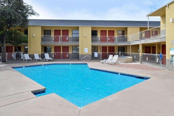 INN OF THE CONCHOS (San Angelo)